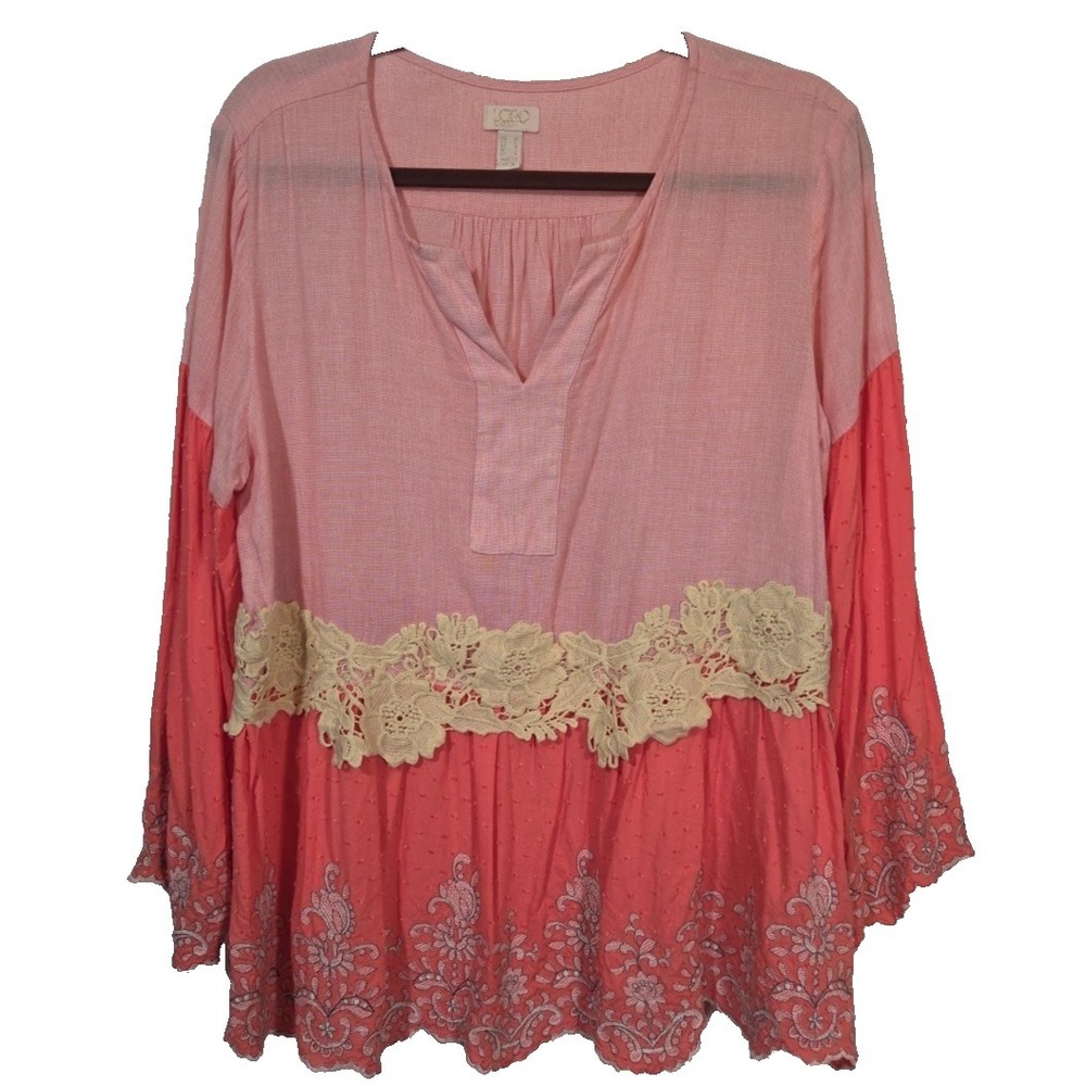 Logo Lavish‎ Woman's Blouse from France Size Medium